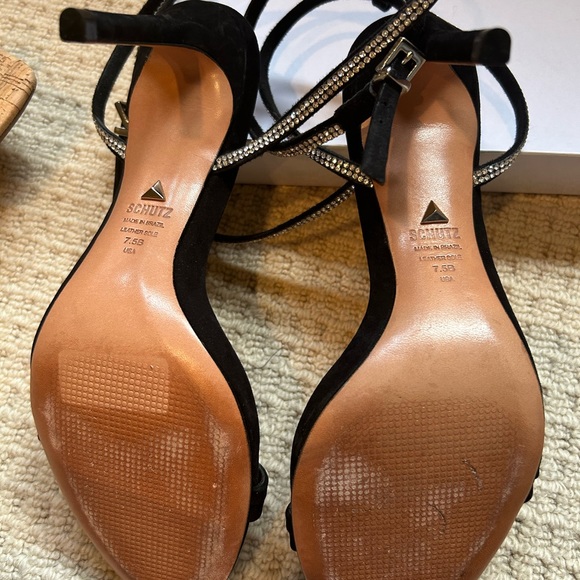 Schutz high heeled black suede feel sandal size 7.5 - Picture 4 of 5